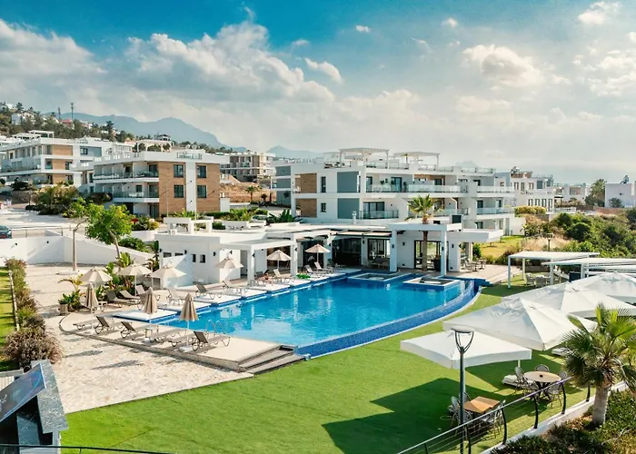 Daire Caesar Cliff *