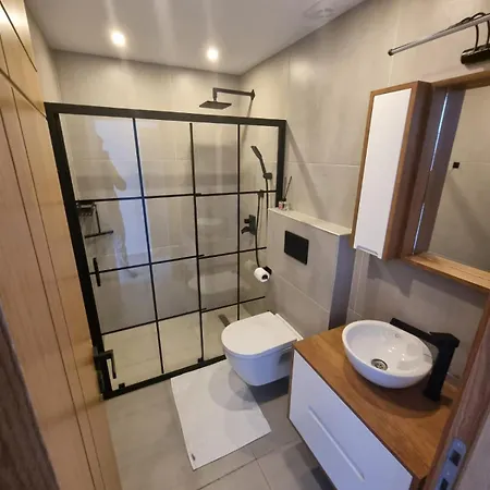 Caesar Cliff Apartment *