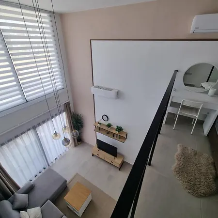 Caesar Cliff Apartment *