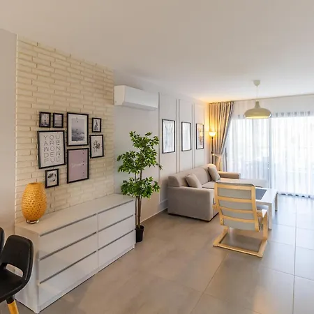 Apartment Caesar Cliff