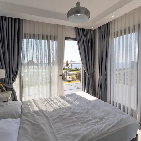 Apartment Caesar Cliff Trikomo