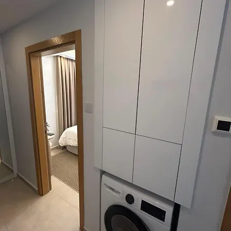 Caesar Cliff Apartment *