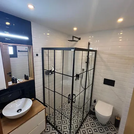Caesar Cliff Apartment *