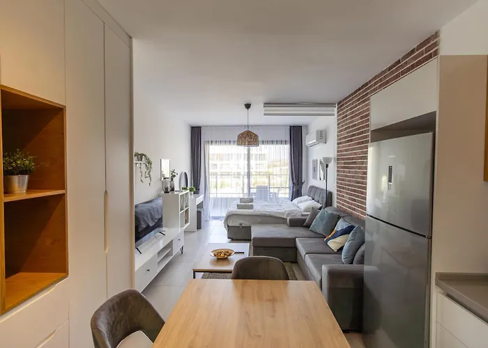 Caesar Cliff Apartmán Agios Georgios (Famagusta)