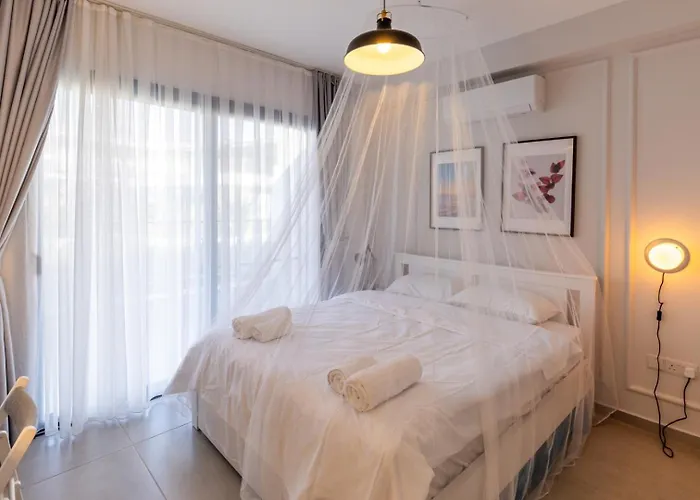 Caesar Cliff * Agios Georgios (Famagusta)