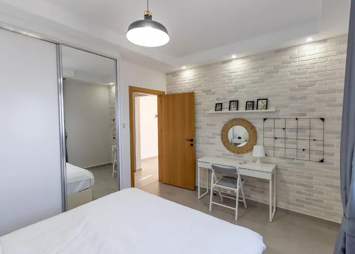 Caesar Cliff Agios Georgios (Famagusta)