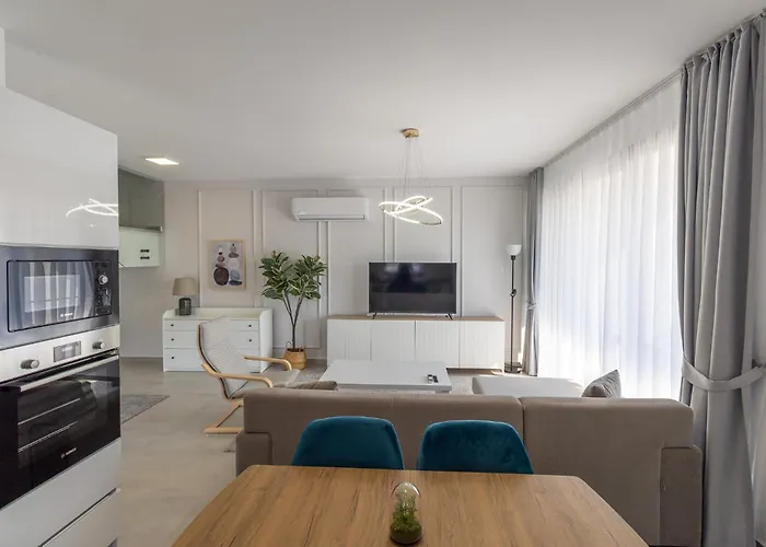 Caesar Cliff Apartmán *